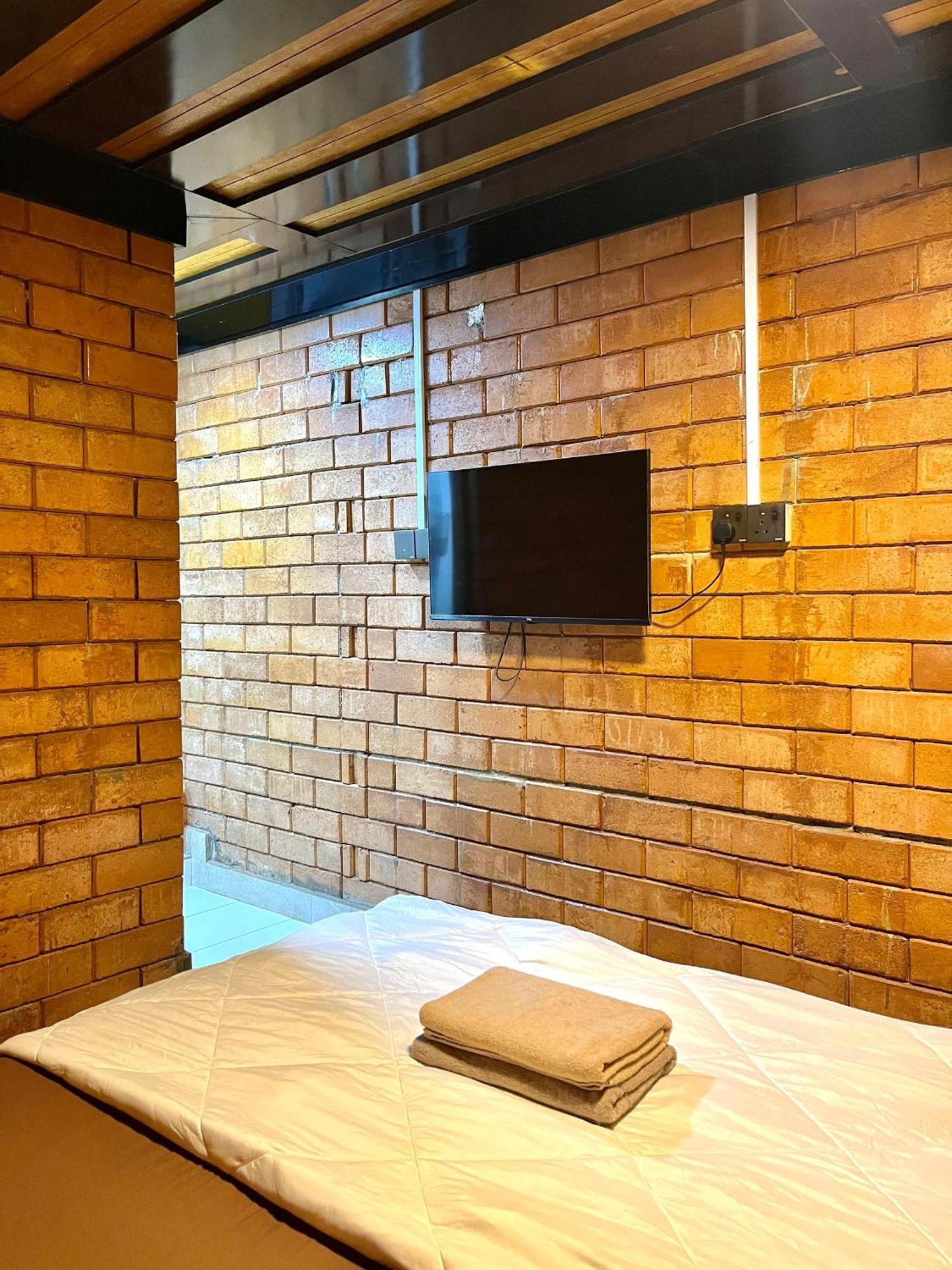 Suza Hostel Tumpat Eksteriør billede